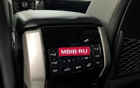 Toyota Land Cruiser Prado 150 рестайлинг 2, 2022 год, 7 599 900 рублей, 22 фотография