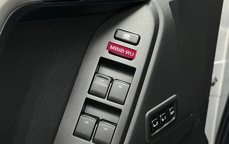 Toyota Land Cruiser Prado 150 рестайлинг 2, 2022 год, 7 599 900 рублей, 17 фотография