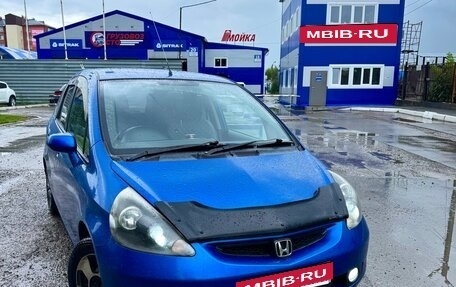 Honda Fit III, 2002 год, 430 000 рублей, 2 фотография
