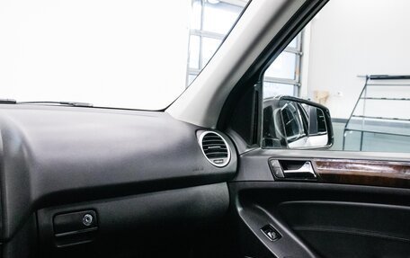 Mercedes-Benz M-Класс, 2010 год, 1 560 000 рублей, 15 фотография