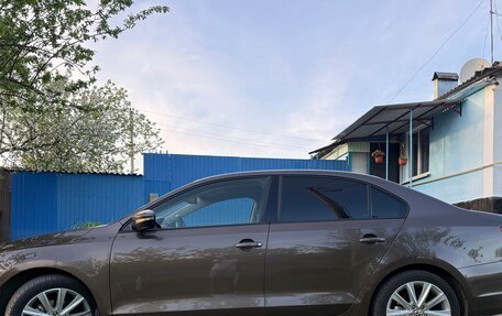 Volkswagen Jetta VI, 2012 год, 1 050 000 рублей, 4 фотография