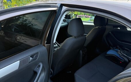 Volkswagen Jetta VI, 2012 год, 1 050 000 рублей, 11 фотография
