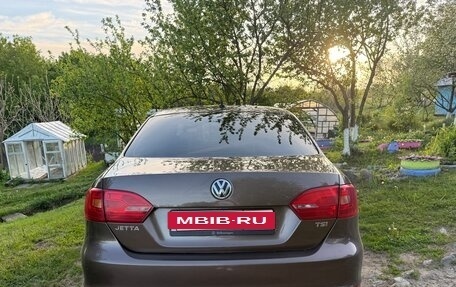 Volkswagen Jetta VI, 2012 год, 1 050 000 рублей, 5 фотография