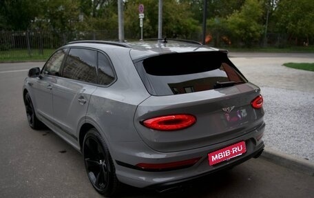 Bentley Bentayga I, 2022 год, 30 000 000 рублей, 4 фотография