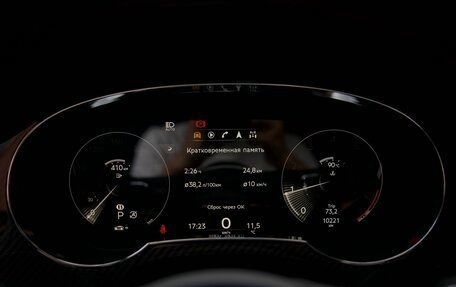 Bentley Bentayga I, 2022 год, 30 000 000 рублей, 12 фотография