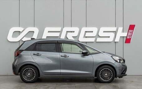 Honda Fit, 2020 год, 1 440 000 рублей, 5 фотография