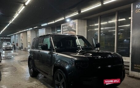 Land Rover Defender II, 2022 год, 11 900 000 рублей, 3 фотография