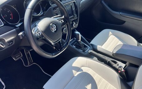 Volkswagen Jetta VI, 2017 год, 1 450 000 рублей, 10 фотография