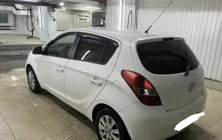 Hyundai i20 IB рестайлинг, 2010 год, 5 фотография