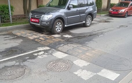 Mitsubishi Pajero IV, 2018 год, 3 000 000 рублей, 1 фотография