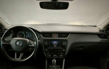 Skoda Octavia, 2017 год, 1 700 000 рублей, 5 фотография