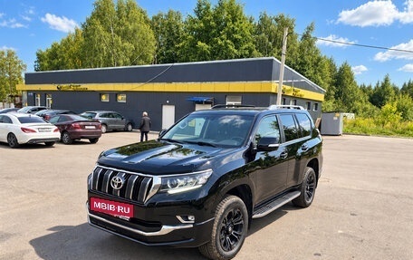 Toyota Land Cruiser Prado 150 рестайлинг 2, 2019 год, 5 600 000 рублей, 2 фотография