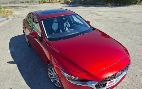 Mazda 3, 2020 год, 1 890 000 рублей, 2 фотография