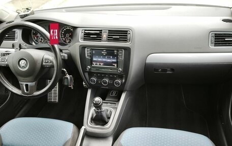 Volkswagen Jetta VI, 2013 год, 1 170 000 рублей, 14 фотография