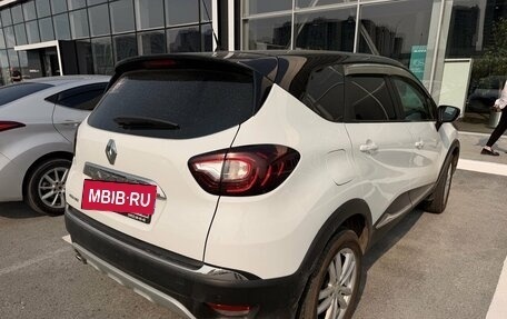 Renault Kaptur I рестайлинг, 2018 год, 1 350 000 рублей, 3 фотография