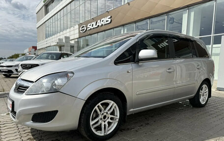 Opel Zafira B, 2011 год, 778 960 рублей, 3 фотография