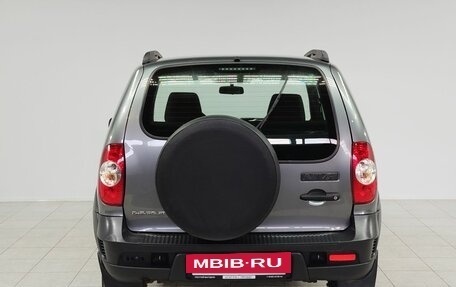 Chevrolet Niva I рестайлинг, 2018 год, 770 000 рублей, 6 фотография
