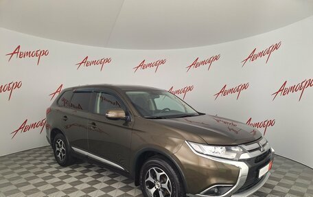 Mitsubishi Outlander III рестайлинг 3, 2018 год, 1 799 000 рублей, 7 фотография
