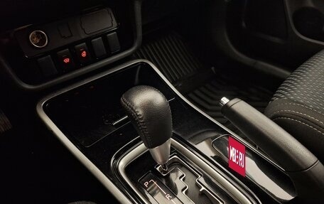 Mitsubishi Outlander III рестайлинг 3, 2018 год, 1 799 000 рублей, 15 фотография