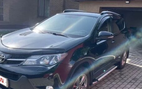 Toyota RAV4, 2015 год, 1 900 000 рублей, 2 фотография