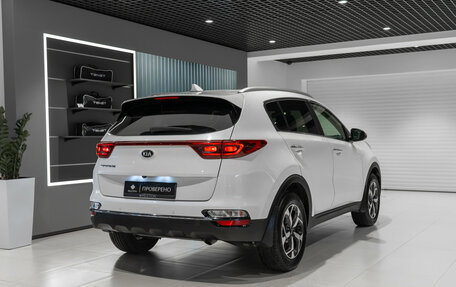 KIA Sportage IV рестайлинг, 2020 год, 2 475 000 рублей, 4 фотография