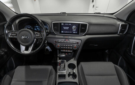 KIA Sportage IV рестайлинг, 2020 год, 2 475 000 рублей, 8 фотография