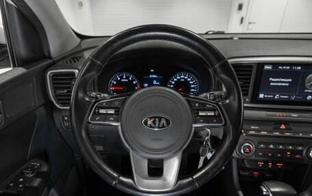 KIA Sportage IV рестайлинг, 2020 год, 2 475 000 рублей, 10 фотография