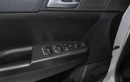 KIA Sportage IV рестайлинг, 2020 год, 2 475 000 рублей, 13 фотография