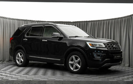 Ford Explorer VI, 2017 год, 2 950 000 рублей, 2 фотография