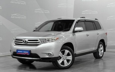 Toyota Highlander III, 2011 год, 1 999 000 рублей, 1 фотография