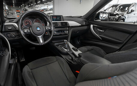 BMW 3 серия, 2018 год, 2 650 000 рублей, 7 фотография