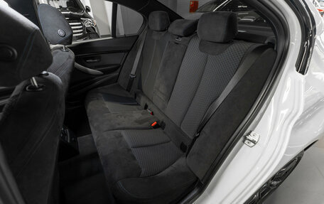 BMW 3 серия, 2018 год, 2 650 000 рублей, 12 фотография