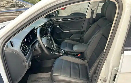 Volkswagen T-Roc I, 2022 год, 1 390 222 рублей, 9 фотография