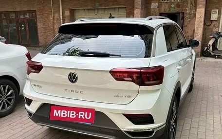 Volkswagen T-Roc I, 2022 год, 1 390 222 рублей, 5 фотография