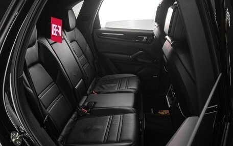 Porsche Cayenne III, 2018 год, 5 729 000 рублей, 10 фотография