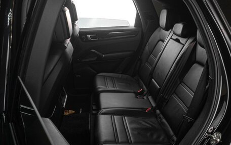 Porsche Cayenne III, 2018 год, 5 729 000 рублей, 12 фотография