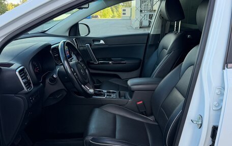 KIA Sportage IV рестайлинг, 2021 год, 2 700 000 рублей, 15 фотография