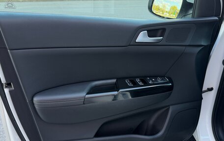 KIA Sportage IV рестайлинг, 2021 год, 2 700 000 рублей, 13 фотография