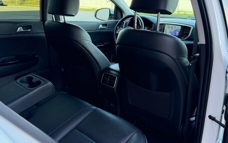 KIA Sportage IV рестайлинг, 2021 год, 2 700 000 рублей, 31 фотография