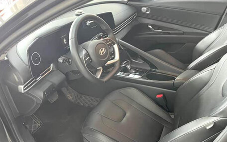 Hyundai Elantra, 2024 год, 1 500 000 рублей, 5 фотография