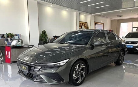 Hyundai Elantra, 2024 год, 1 500 000 рублей, 9 фотография