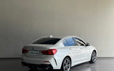 BMW 1 серия, 2022 год, 1 780 000 рублей, 4 фотография
