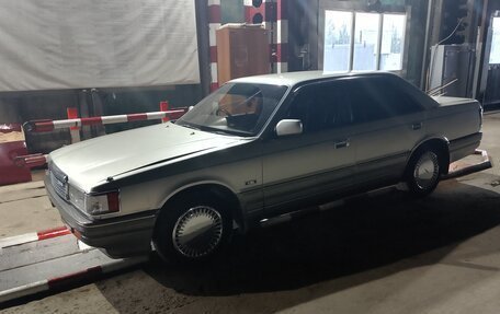 Mazda Luce, 1988 год, 380 000 рублей, 2 фотография
