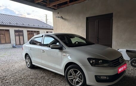 Volkswagen Polo VI (EU Market), 2015 год, 870 000 рублей, 1 фотография