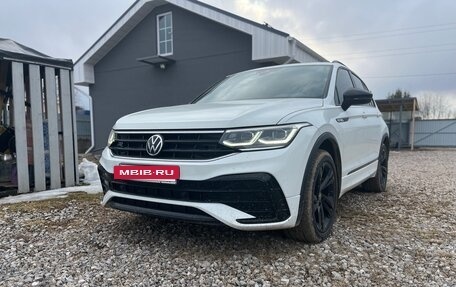 Volkswagen Tiguan II, 2021 год, 3 100 000 рублей, 3 фотография