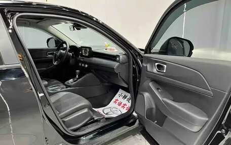 Honda Vezel, 2023 год, 2 200 000 рублей, 7 фотография