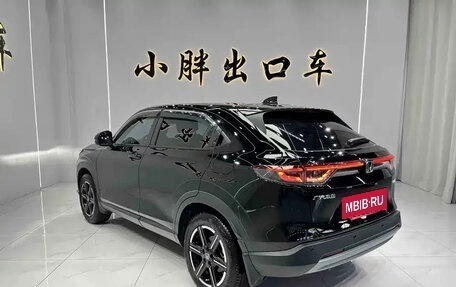 Honda Vezel, 2023 год, 2 200 000 рублей, 5 фотография