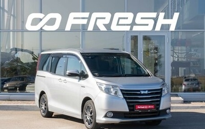 Toyota Noah III, 2016 год, 1 900 000 рублей, 1 фотография
