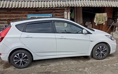 Hyundai Solaris II рестайлинг, 2012 год, 800 000 рублей, 1 фотография