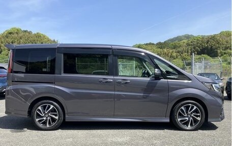 Honda Stepwgn IV, 2021 год, 1 968 000 рублей, 10 фотография